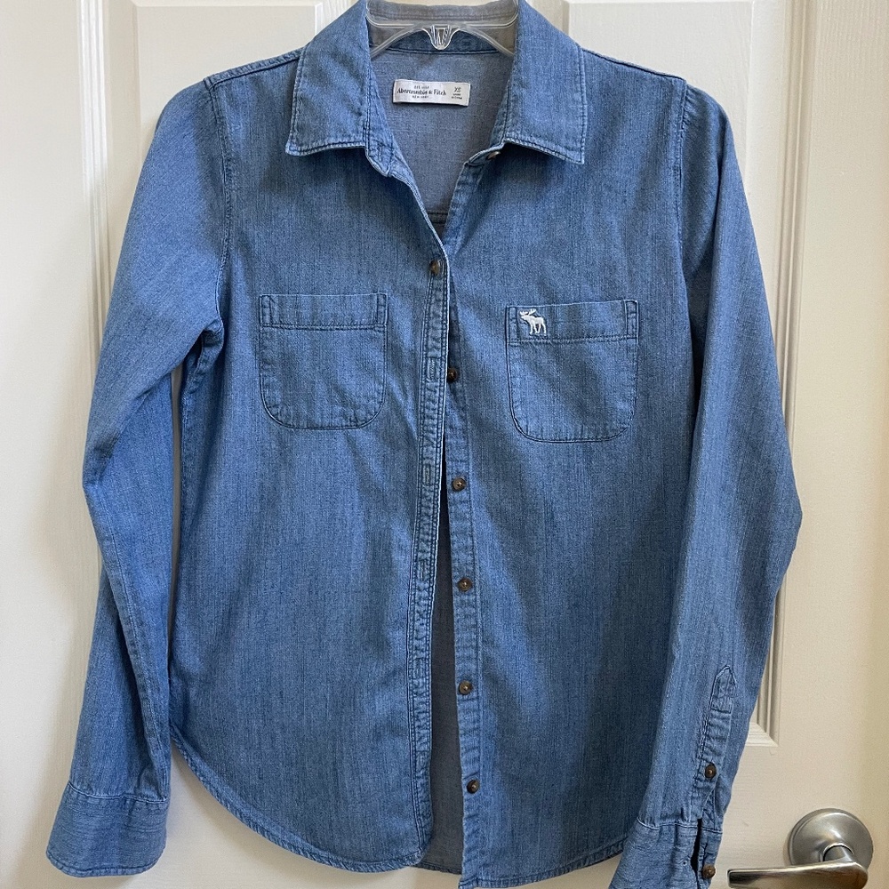 Abercrombie & Fitch chambray denim shirt XS
